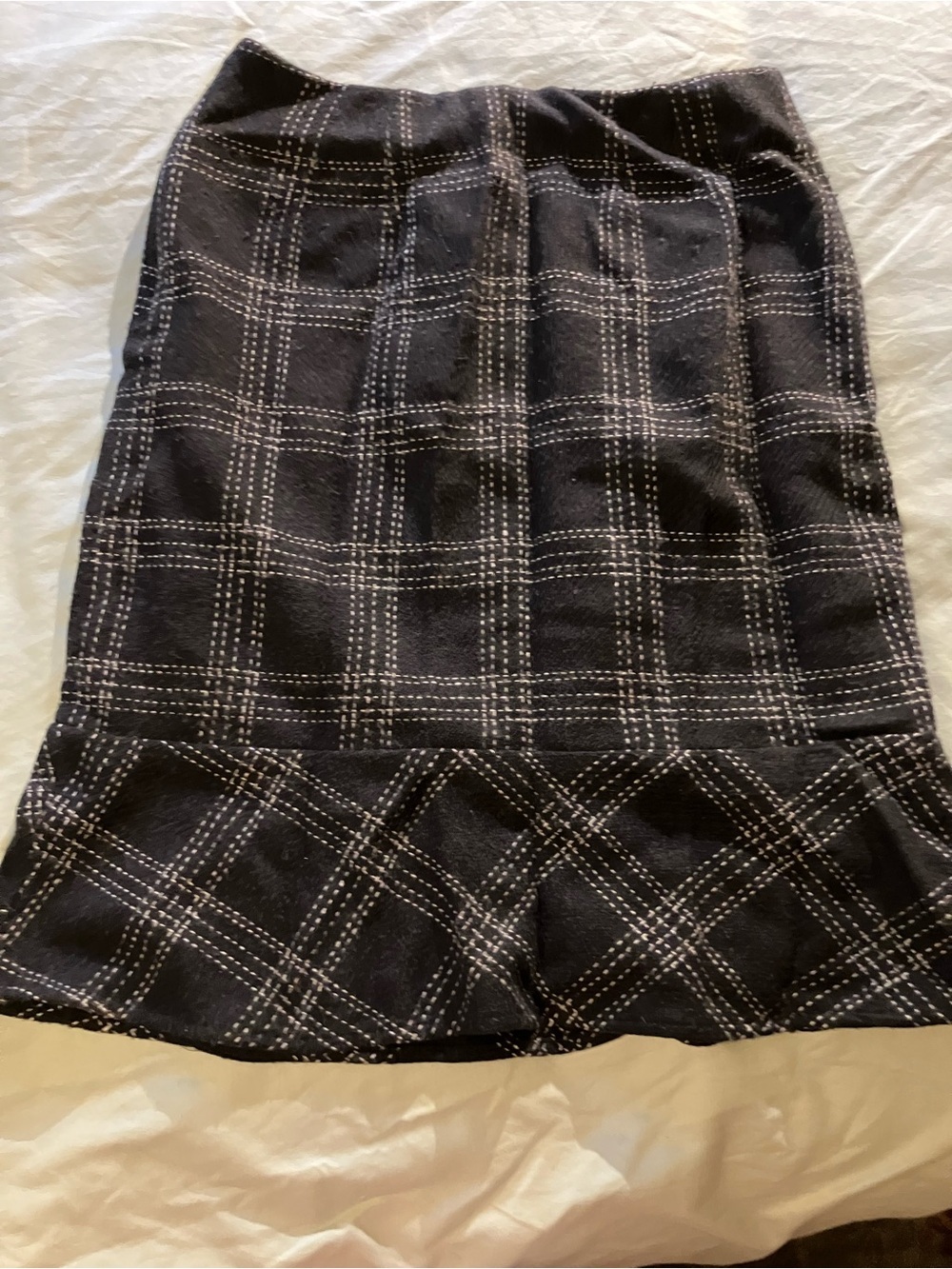 Wool vintage inspired ruffle hem knee length skirt 14 by David N lined